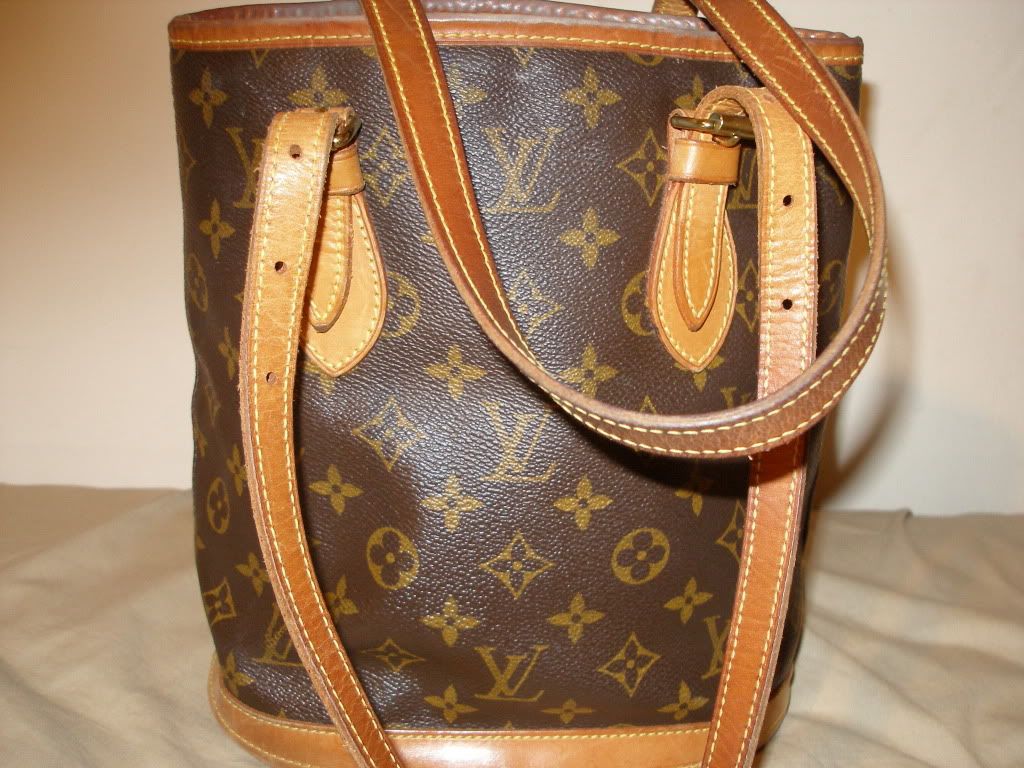 Check Authentic Louis Vuitton Paul Smith 